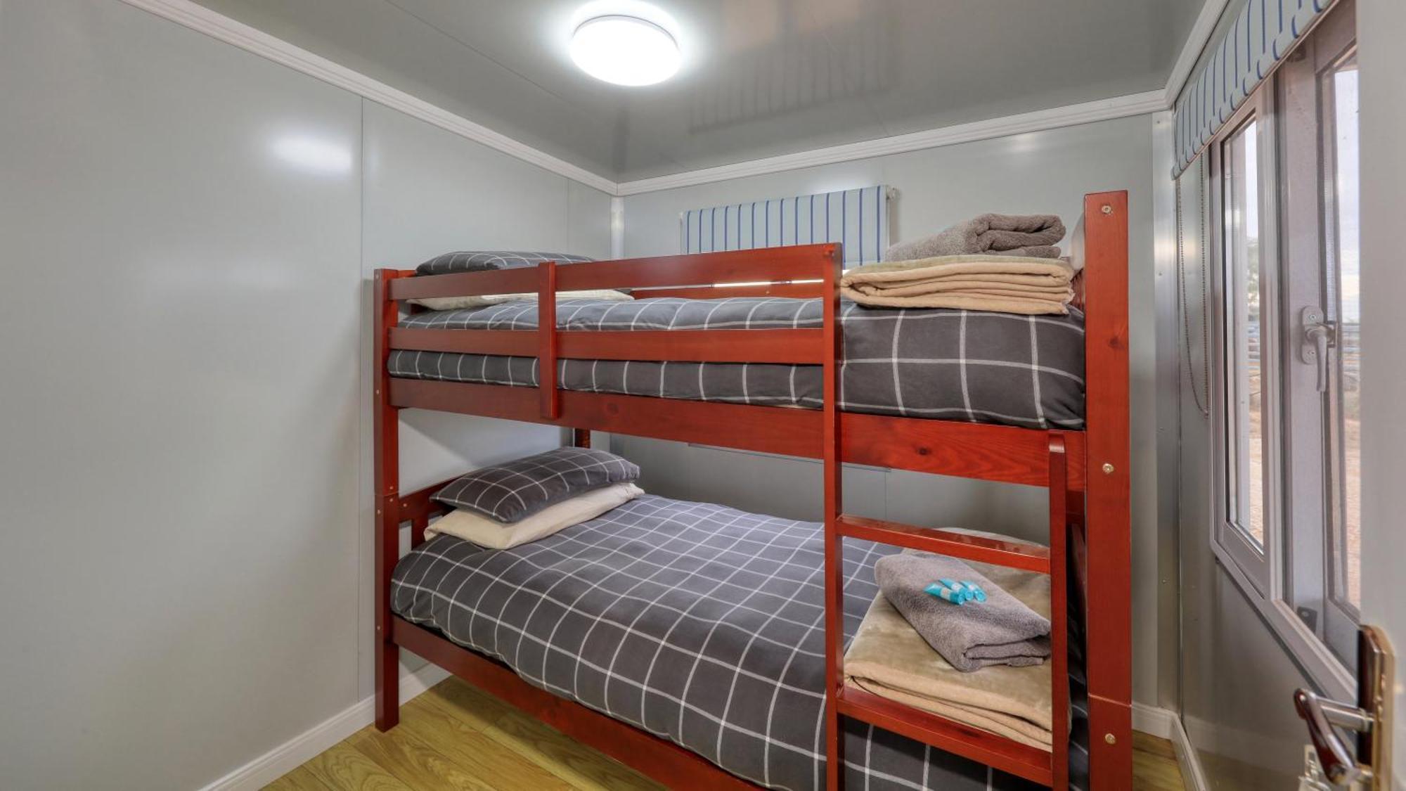 White Cliffs Self Contained Cabin Accommodation エクステリア 写真