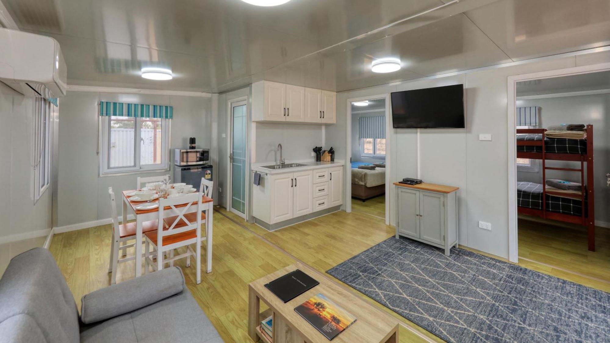 White Cliffs Self Contained Cabin Accommodation エクステリア 写真